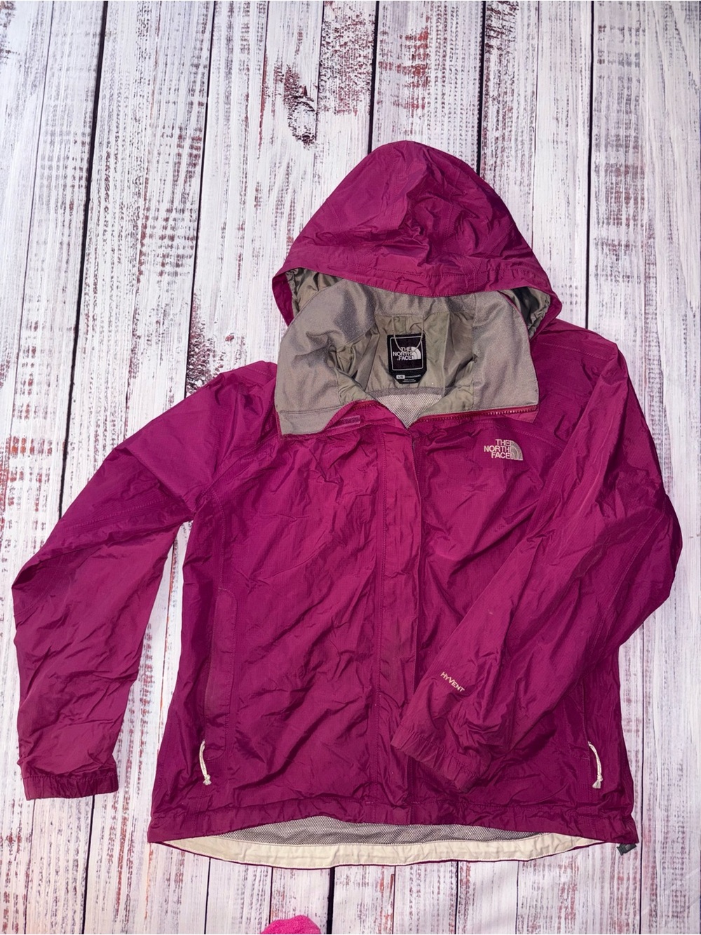 The North Face Women’s Magenta Hooded Raincoat